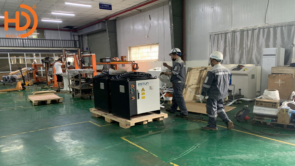 Dịch vụ đóng gói máy móc thiết bị