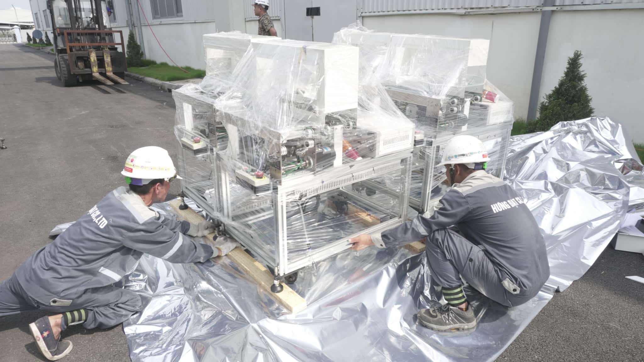 Dịch vụ đóng gói máy móc tại KCN Bình Chuẩn Bình Dương